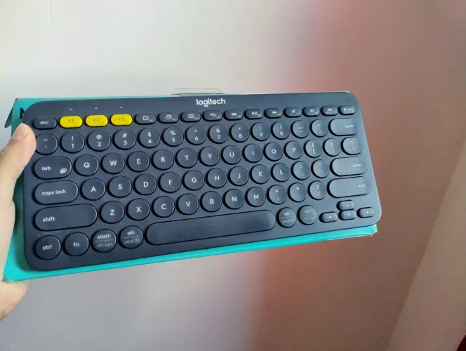 Teclado sem fio Bluetooth