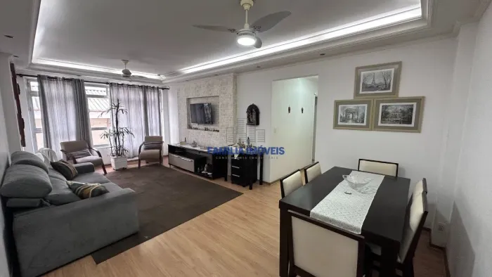 Apartamento venda 2 quartos dependência serviço Marapé Santos/SP