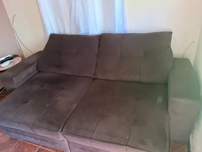 Vendo Sofá Retrátil Marrom