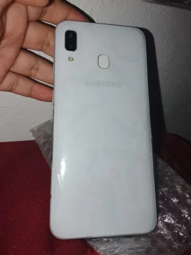 Samsung A30