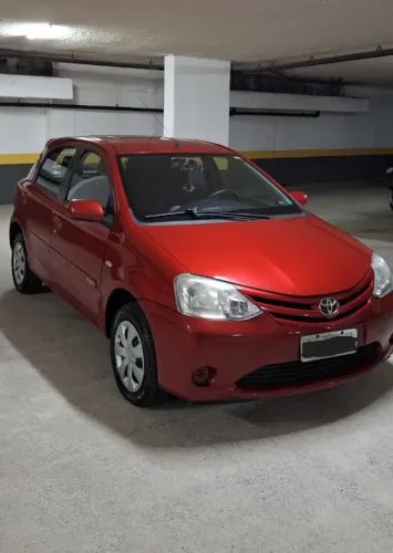 Toyota Etios XS 1.3 Flex 16V 5P Mec. 2013