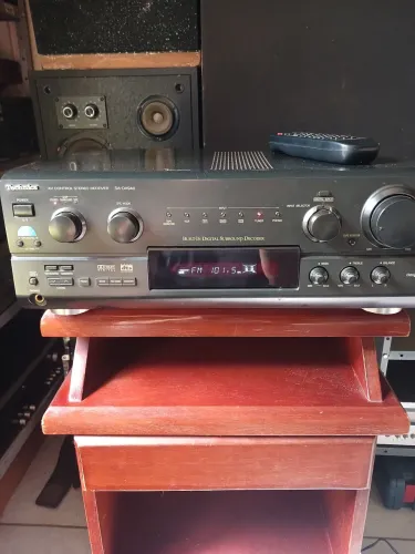 Vendo receiver technics sa-dx940 em excelente estado de conservação e funcionando