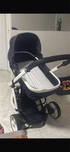 Carrinho de bebê Moisés