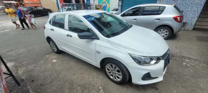 Chevrolet Onix Hatch 1.0 12V TB Flex Aut. 4P 2021