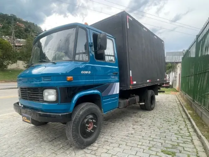 Mercedes-Benz L 608 D 1978 Bau