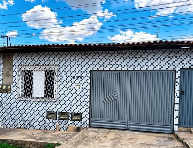 Vendo casa no bairro industrial