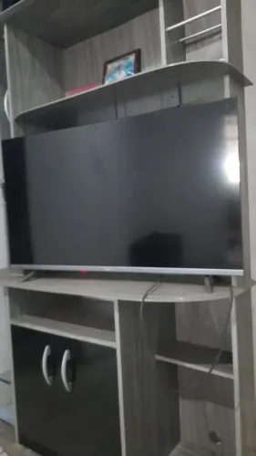 Vende -se tv 40 polegadas ótima qualidade completa 