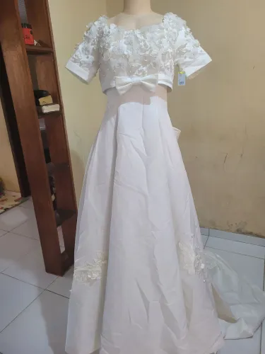 Vendo um vestido de noiva comprado no japao