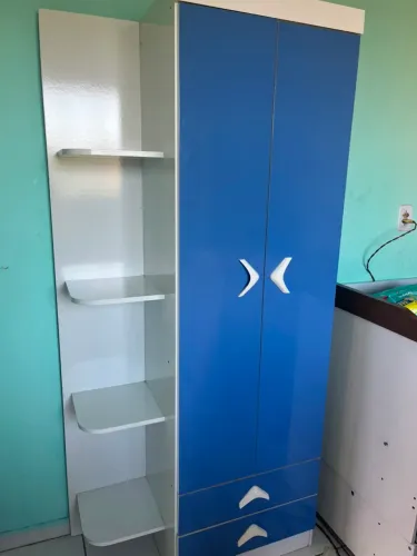 guarda roupa infantil