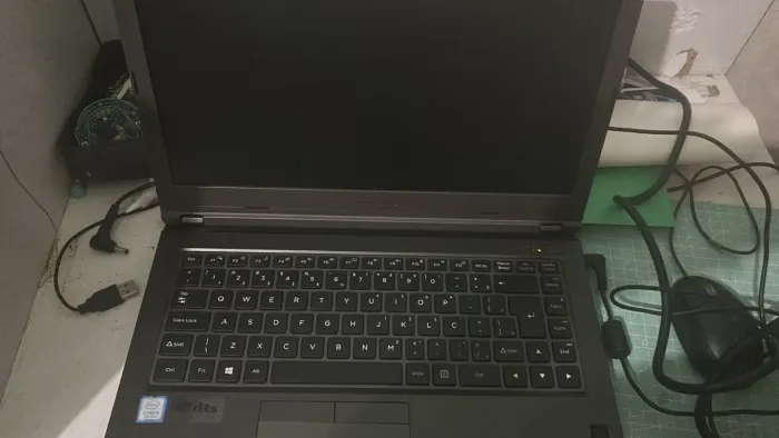 Notebook Positivo Master N6140 - Com Defeito