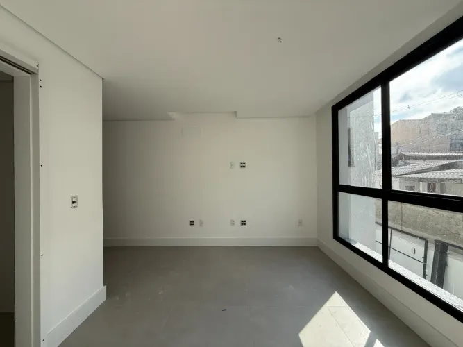 Studio moderno no Centro, Florianópolis.