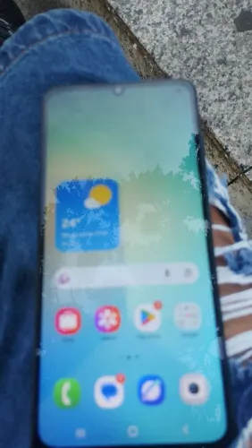 vendo Galaxy a06 5g semi novo
