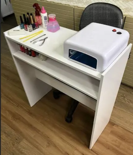 Mesa de manicure( nova)