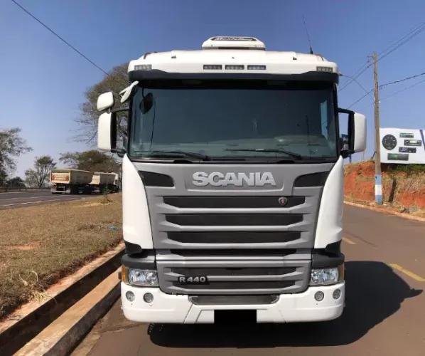 Scania R440 6x2 cavalo 2014