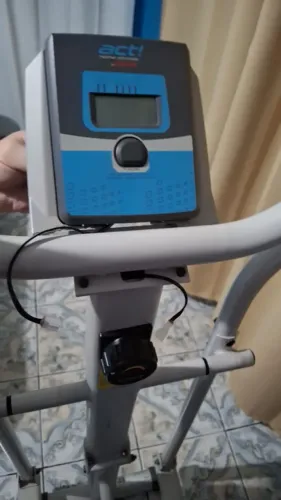 Bicicleta de Exercício