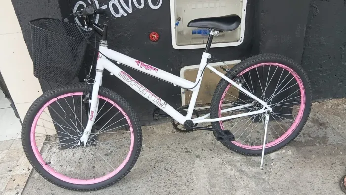 Bicicleta aro 24 em estado de zero