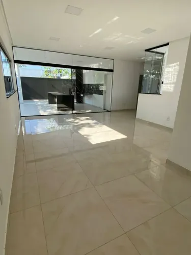 Casa Mosaico Ponta Negra 04 Suites/ 300m²/ 4 Vagas