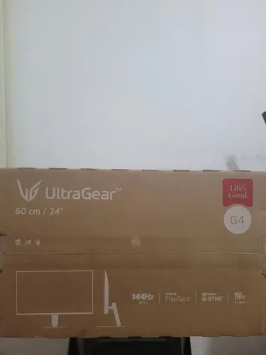 Monitor LG UltraGear 24" IPS 144Hz, LACRADO!