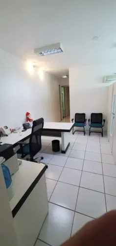 Sala/Conjunto para aluguel com 36 metros quadrados em Centro - Uberlândia - Minas Gerais