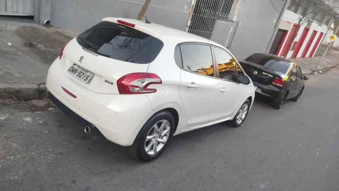 Peugeot 208 Active/active Pack 1.5 Flex 8V 5P 2014