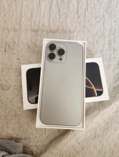 iPhone 16 pro max