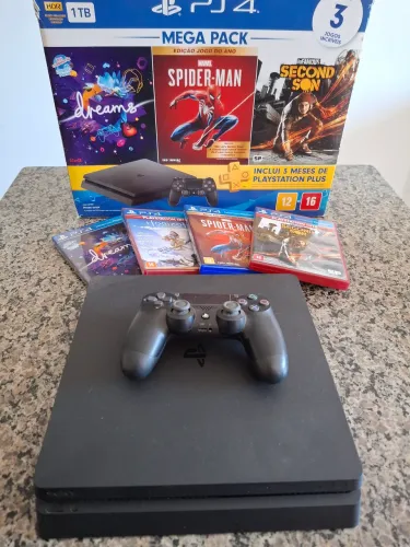 Ps4 Slim + 4 Jogos