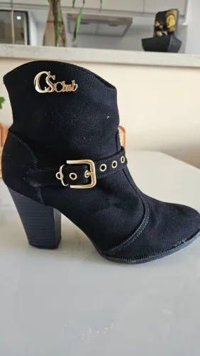 Bota Feminina Carmen Steffens -  Preta em Nobuck Tamanho 36