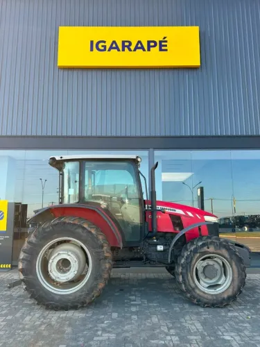 TRATOR - MARCA MASSEY FERGUSON - MODELO 6711 - 4X4
