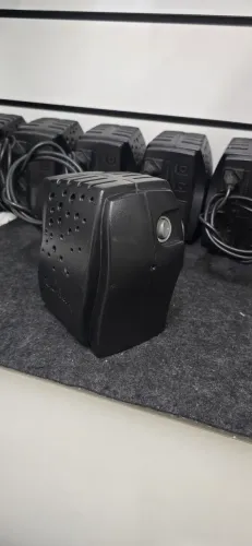 Estabilizador Enermax 300VA Seminovo<br>1 Por R$60,00 no pix<br>2 Por R$100,00 no pix 
