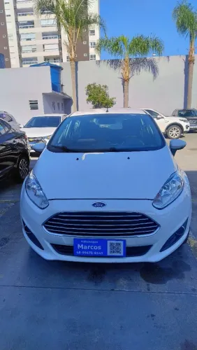 Ford Fiesta 1.6 16V Flex Aut. 5P 2015