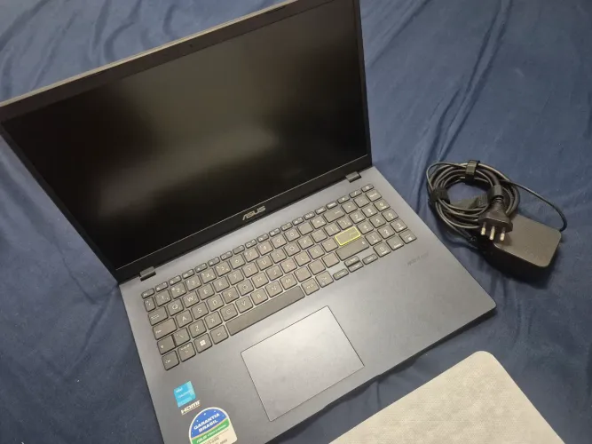 Notebook Asus novo
