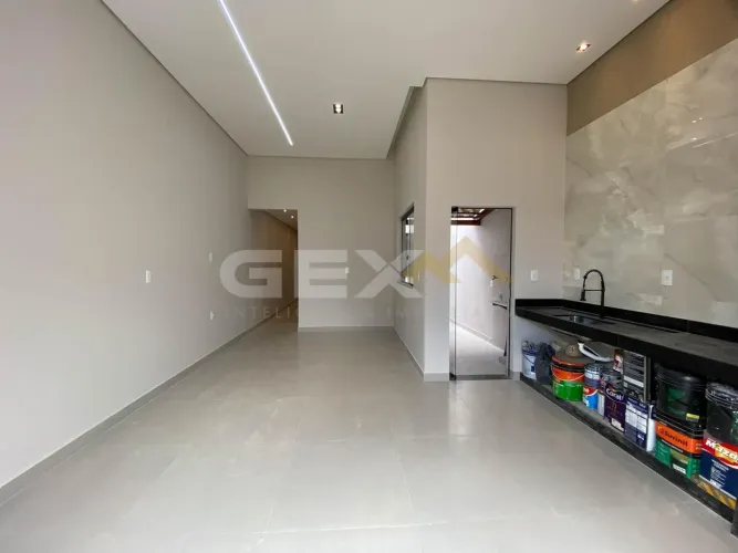 Casa à Venda com 03 Quartos no Bairro Belvedere em Divinópolis MG.