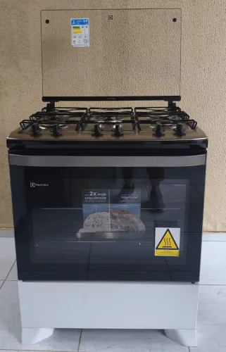 Fogão Eletrolux 5 bocas novo