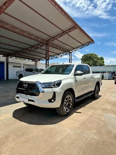 Toyota Hilux CD SRX 4X4 2.8 TDI 16V Diesel Aut. 2022