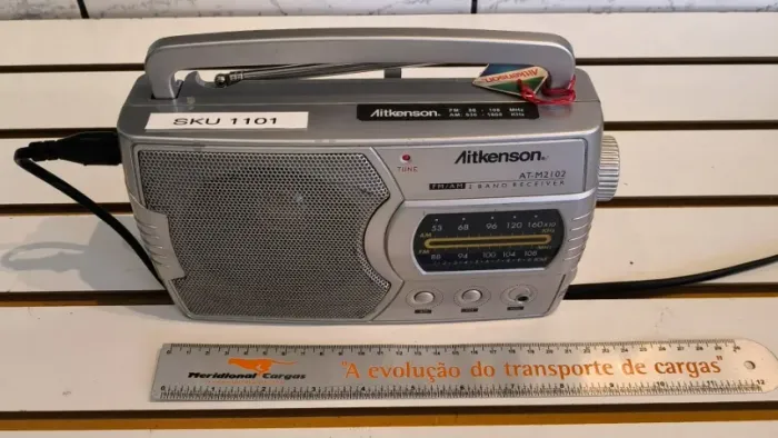 RÁDIO PORTATIL AITKENSON AT-2102 FUNCIONANDO AM FM