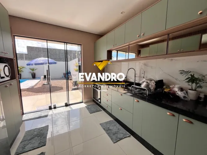 Casa para Venda em Cuiabá, Parque Ohara, 3 dormitórios, 1 suíte, 2 banheiros, 2 vagas