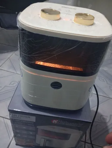 Ayr fryer nova na caixa