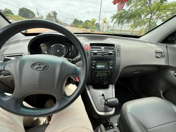 Hyundai Tucson 2.0 16V Aut. 2011