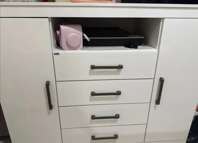 Vendo cômoda 150 reais 