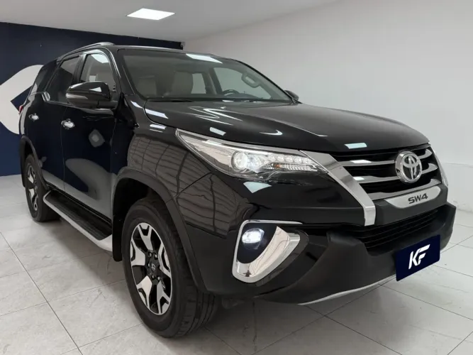 Toyota Hilux SW4 SRX Diamo. 4X4 2.8 TB DIE AUT 2020
