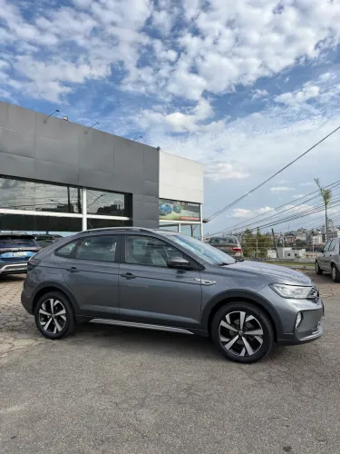 Volkswagen Nivus Highline 1.0 200 TSI Flex AUT 2022