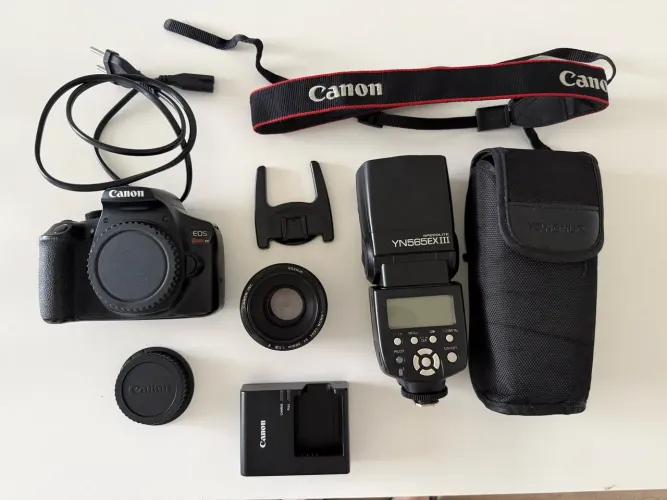Canon EOS REBEL T6 + FLASH YONGNUO