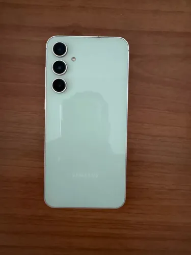 Samsung S23 FÉ