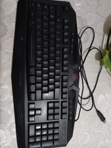 Teclado Redragon Harpe K503