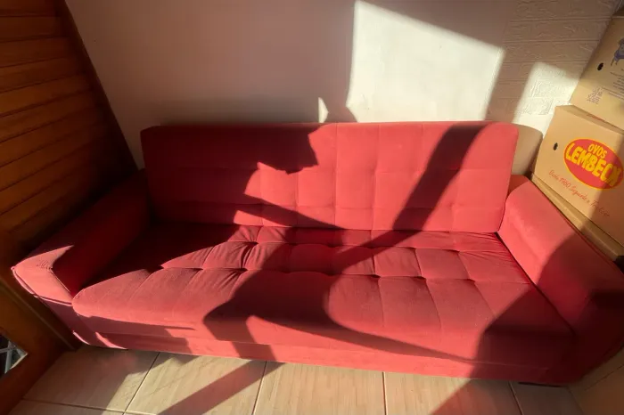 Sofá confortável em ótimo estado