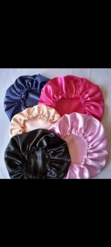 10 Toucas de Cetim