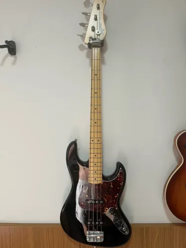 Contrabaixo Tagima TJB 435