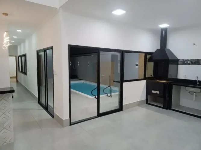 Casa Assobradada com Piscina no Condomínio Tecoara de 187,71 m² com 3 dormitórios à venda 