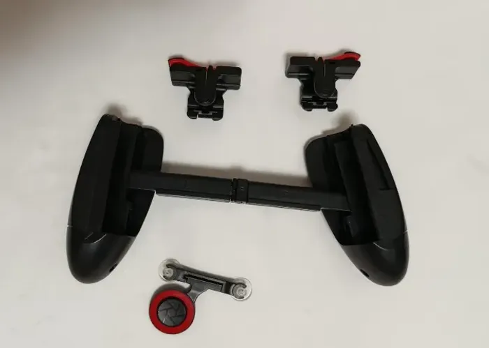 Kit Manete Joystick e Gatilho Para Suporte de Celular Para Jogos PUBG, Free Fire, etc