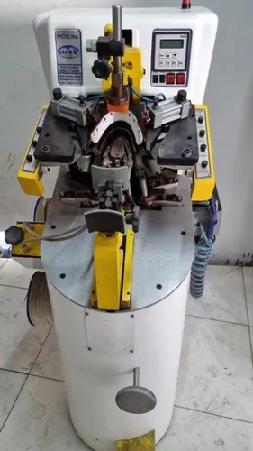 Máquina para fechar calçados